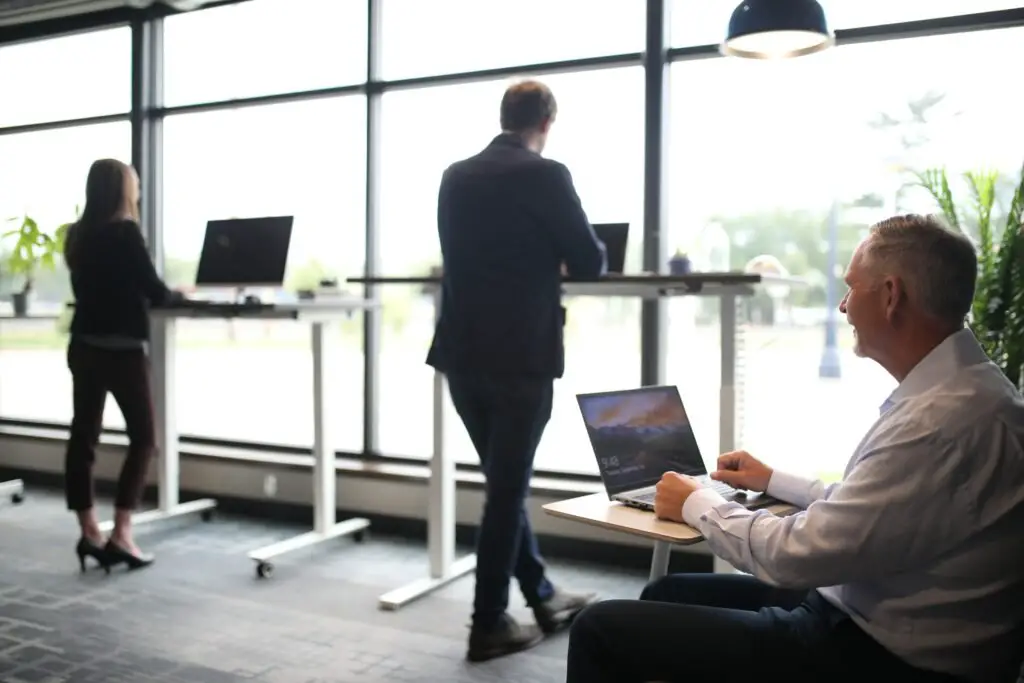 Tips for comfortable sitting in an office chair Tips for comfortable sitting in an office chair